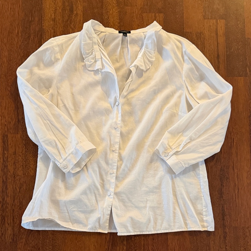 Talbots White Ruffle Collar Button-Down Shirt 100% cotton size 16